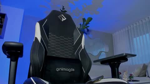 Snapshot of maicol_ferrer chatting on 02.06.26 MAICOL online show from 02.06.26