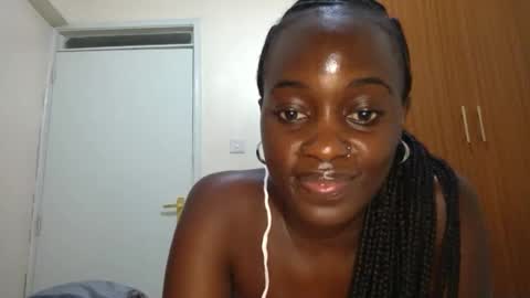 Snapshot of maicymiranda chatting on 01.24.25 TO MY GOOD SUPPORTERS KINDLY MAKE MY WISHES COME TRUE I LOVE YOU ALL I AM UNWELL BUT I WILL BE BACK SOON online show from 01.24.25