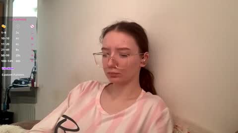 Snapshot of maidacompston chatting on 02.22.26 Elina online show from 02.22.26