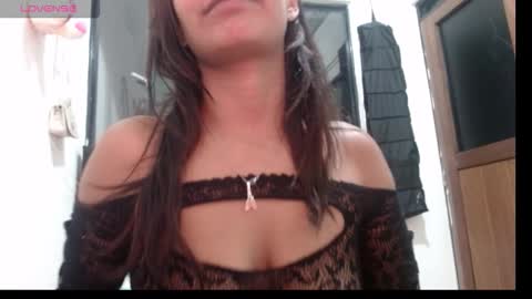Snapshot of maidy_19 chatting on 10.22.25 maidy_19 online show from 10.22.25