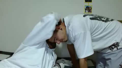 Snapshot of maiki_foxx chatting on 10.17.25 Maiki online show from 10.17.25