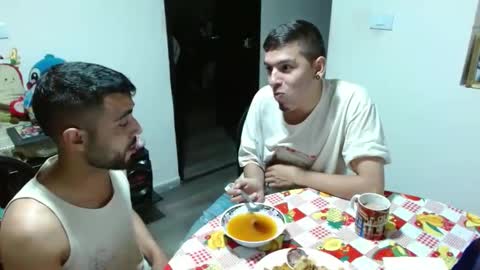 Snapshot of maiki_foxx chatting on 11.14.25 Maiki online show from 11.14.25