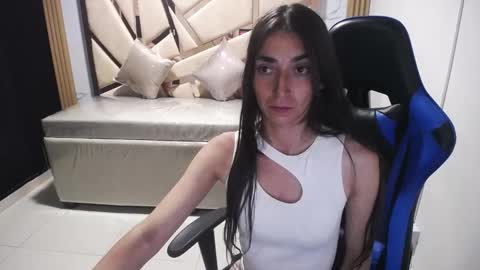 Maily online show from 10.27.25