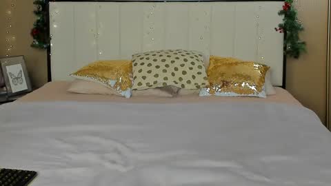 Snapshot of mailymilf chatting on 01.19.25 Sofi online show from 01.19.25