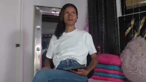 mailyn_gold online show from 07.15.26