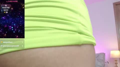 Snapshot of mailywindsor chatting on 12.16.24 Maily online show from 12.16.24