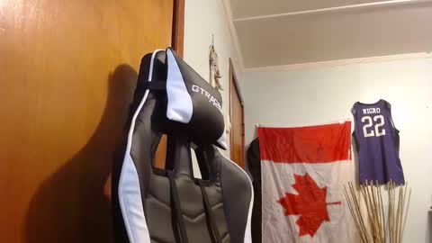 Snapshot of mainecollegeboy chatting on 01.21.25 mainecollegeboy online show from 01.21.25