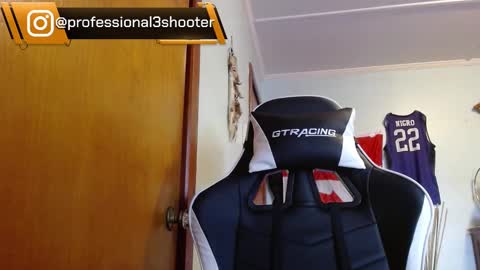 Snapshot of mainecollegeboy chatting on 01.25.25 mainecollegeboy online show from 01.25.25