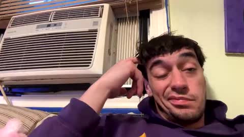 Snapshot of mainecollegeboy chatting on 10.01.25 mainecollegeboy online show from 10.01.25