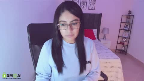 Maite online show from 10.25.25