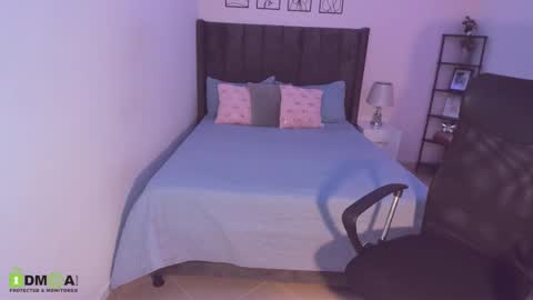 Maite online show from 11.21.25