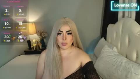 Snapshot of majestydannaxx chatting on 07.14.26 majestydannaxx online show from 07.14.26