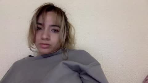 Snapshot of majo_gomezz chatting on 04.16.26 majo_gomezz online show from 04.16.26