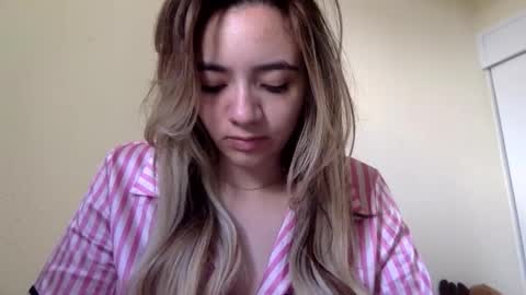 Snapshot of majo_gomezz chatting on 05.09.26 majo_gomezz online show from 05.09.26