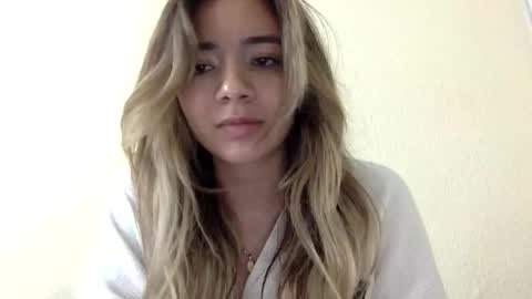 Snapshot of majo_gomezz chatting on 05.11.26 majo_gomezz online show from 05.11.26