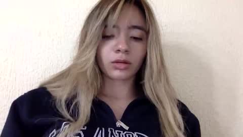 Snapshot of majo_gomezz chatting on 05.21.26 majo_gomezz online show from 05.21.26