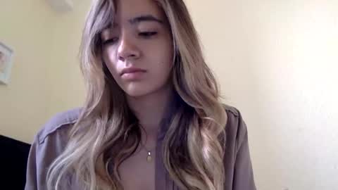 Snapshot of majo_gomezz chatting on 06.03.26 majo_gomezz online show from 06.03.26
