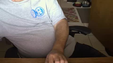 Snapshot of majormike34 chatting on 05.14.26 majormike34 online show from 05.14.26