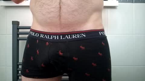 Snapshot of make_me_cumnow272809 chatting on 02.18.26 Horny Daddy online show from 02.18.26
