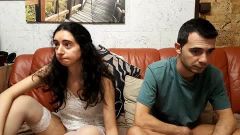 Snapshot of make_me_feel chatting on 09.29.25 Lena Ian online show from 09.29.25