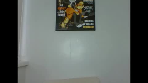 make_mesmile online show from 10.13.25