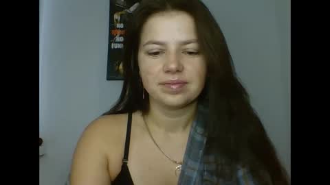 make_mesmile online show from 10.21.25