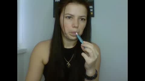 make_mesmile online show from 12.17.25