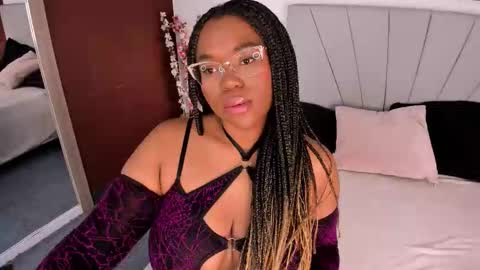 makena online show from 09.26.25