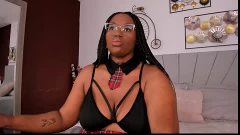 makena online show from 10.17.25