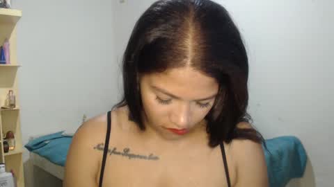 MAKENNAA online show from 03.11.25