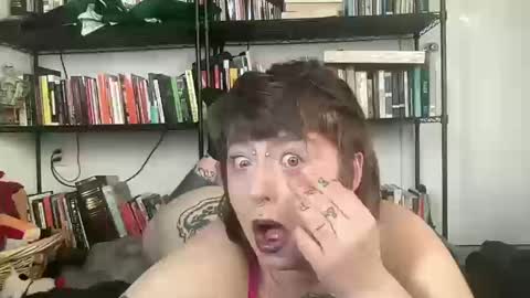 makeopaloh online show from 10.17.25