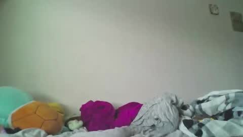 Snapshot of makeouthilldani chatting on 04.10.26 hokulani online show from 04.10.26