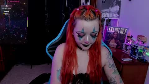  petite clown online show from 04.13.26