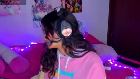 Maki Sins online show from 09.19.25