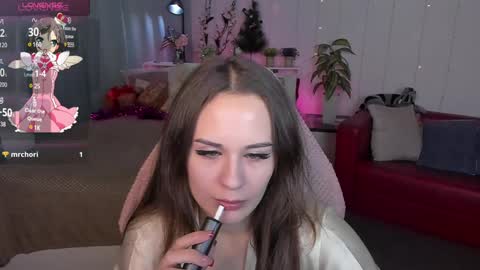 Snapshot of makima_lee chatting on 12.24.24 Makima online show from 12.24.24