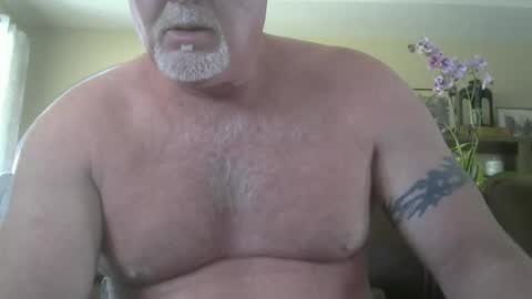 Snapshot of makinit0808 chatting on 05.21.26 makinit0808 online show from 05.21.26