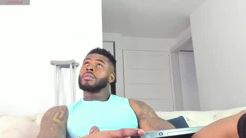 Snapshot of makonneen chatting on 05.29.26 Makonnen online show from 05.29.26