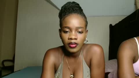 malani_malia online show from 11.14.25