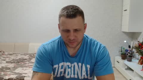 Snapshot of malchyshka chatting on 01.22.25 malchyshka online show from 01.22.25