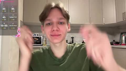 Snapshot of malcolm_yang chatting on 02.16.25 Tom and Mark 3 online show from 02.16.25