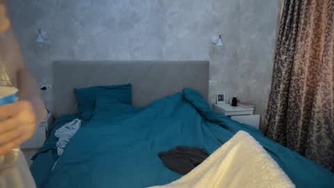 Snapshot of malcolm_yang chatting on 03.04.25 Tom and Mark 3 online show from 03.04.25