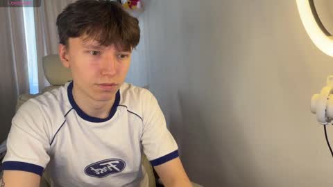 Snapshot of malcolm_yang chatting on 10.13.25 Tom and Mark 3 online show from 10.13.25