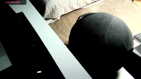 malebitch99999 online show from 09.13.25