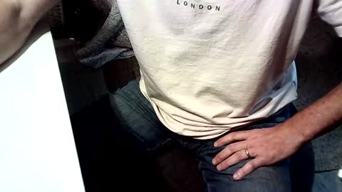 malebitch99999 online show from 09.16.25