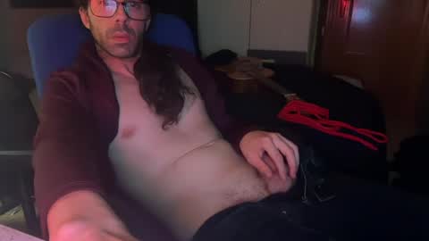 Snapshot of malebolgia_x chatting on 05.21.26 Erogothh online show from 05.21.26