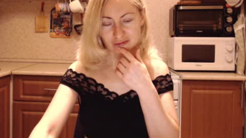 Malena online show from 11.15.25