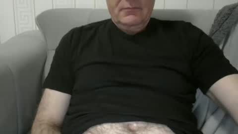 Snapshot of maletoytouse chatting on 02.13.26 maletoytouse online show from 02.13.26