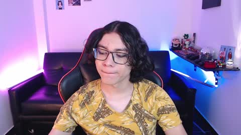 Snapshot of malik_harrison_ chatting on 12.17.24 Malik online show from 12.17.24