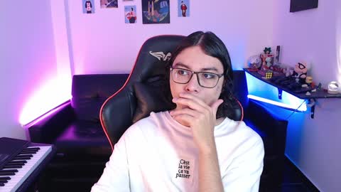 Snapshot of malik_harrison_ chatting on 02.08.25 Malik online show from 02.08.25