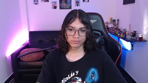 Snapshot of malik_harrison_ chatting on 10.29.25 Malik online show from 10.29.25